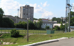 Стадион «Локомотив» на Комсомольской продают на Avito