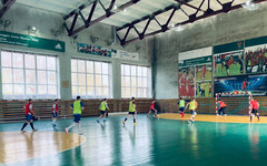 Сотрудники кировского минтранса, АТП и КПАТа устроили футбольный турнир