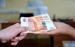 Главный бухгалтер управляющей компании присвоила почти 400 тысяч рублей