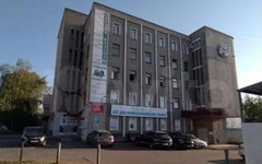 На Ивана Попова более чем за 110 млн рублей продают пятиэтажное офисное здание