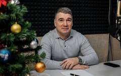 «Создать музей, открыть гостиницу, построить бассейн». Олег Цаава в проекте «Не тайный Дед Мороз»