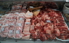 В одном из магазинов Кирова торговали сомнительным мясом