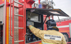 В Верхнекамском районе сгорели надворные постройки