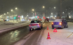 На Московской столкнулись два «Рено»