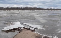 Жители Кировской области поделились кадрами ледохода на реках региона