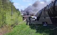 В Брянской области из-за подрыва ж/д путей сошёл с рельсов грузовой поезд
