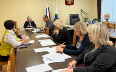 В Белой Холунице «тяжеловато» с деньгами