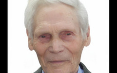 Скончался первый директор школы № 71 Геннадий Сурнин