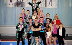 Кировские акробаты вновь поднялись на пьедестал почета
