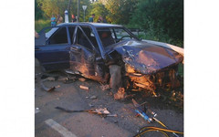 В страшной аварии на трассе «Вятка» пострадали четыре человека