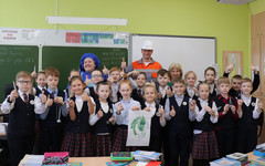 Кирово-чепецкую гимназию посетили Теплослав и Капелька