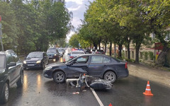 В Коминтерне пострадали три человека в ДТП со скутером