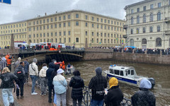 В Санкт-Петербурге задержали водителя автобуса, который вылетел с моста