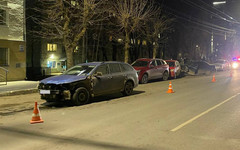 В Кирове авария на Октябрьском проспекте повредила четыре машины