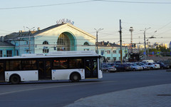 В День города на кировских улицах запретят движение транспорта