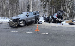 В Кировской области в аварии погибли три человека