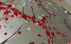 Житель Кировской области осколком стекла зарезал приятеля