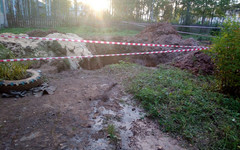 «Власти не могут найти средства на трубы»: в посёлке Светлый из-за аварии не работает садик