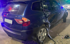 ДТП на Владимирской: столкнулись BMW и Renault, пострадала 17-летняя пассажирка