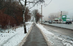 В Кирове дорожные службы усилили работу на тротуарах из-за потепления