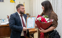 Две молодые семьи в Кирове получили сертификаты на 1,4 млн рублей для покупки жилья