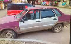 В Кирово-Чепецке пьяного водителя-рецидивиста лишили прав и машины