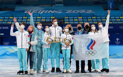 Сборной России присудили третье место в турнире фигуристов на Олимпиаде в Пекине