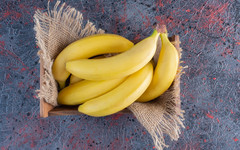 В российские супермаркеты начали привозить бананы в коробках с логотипом 650-летия Кирова