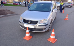 На улице Воровского водитель Volkswagen сбил 10-летнюю девочку