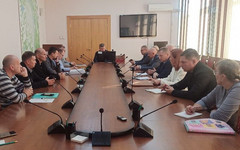 Кировских застройщиков заставляют приводить в порядок ограждения