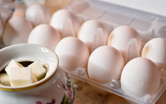 Как красиво, быстро и необычно покрасить яйца? Пять способов