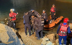Дайвер из Китая пять дней боролся за жизнь в подводной пещере