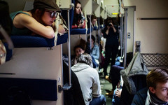 Кировчанам-пассажирам поездов напоминают о "телефоне доверия"