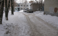 В Кирове отремонтируют подъездные пути к 33 школам и детским садам