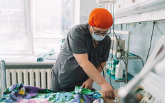 Новый аппарат в кировской больнице поможет выхаживать младенцев