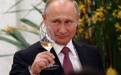 С кем президент России Владимир Путин проведёт новогоднюю ночь?