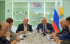 Губернатор Александр Соколов поблагодарил кировские компании за вклад в экологию