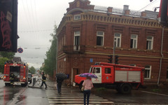 В Кирове загорелось здание первого роддома